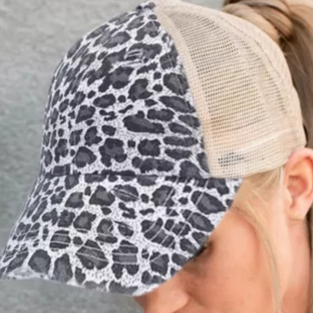 Leopard baseball cap